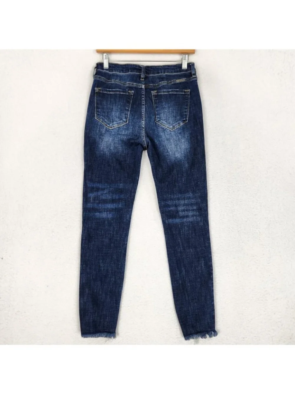 KanCan Jeans Womens 28 9 Blue Mid Rise Distressed Skinny Leg Dark Wash Stretch
